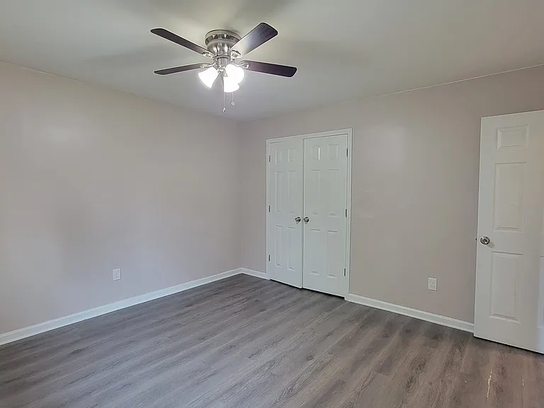 Kids Room with Ceiling fan