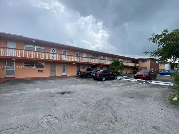19000 NE 3rd Ct APT 412, Miami, FL 33179
