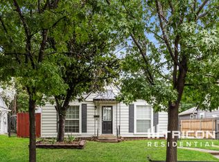 3920 Calmont Ave, Fort Worth, TX 76107