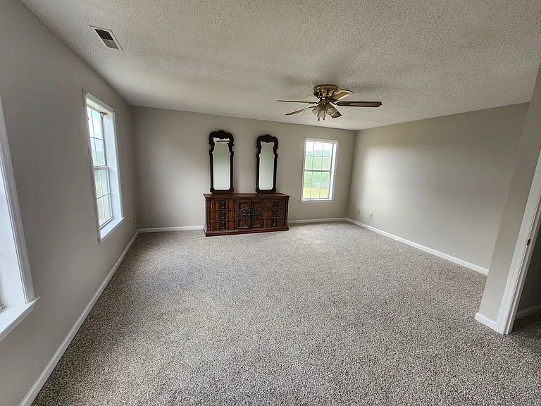 1653 Bear Creek Pike — Photo 15