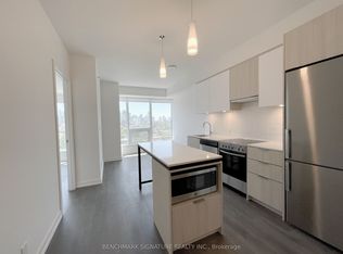 203 College St #809, Toronto, ON M5T 0C8