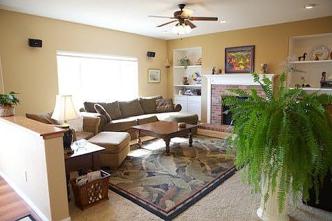 Family Room w/Surround Sound