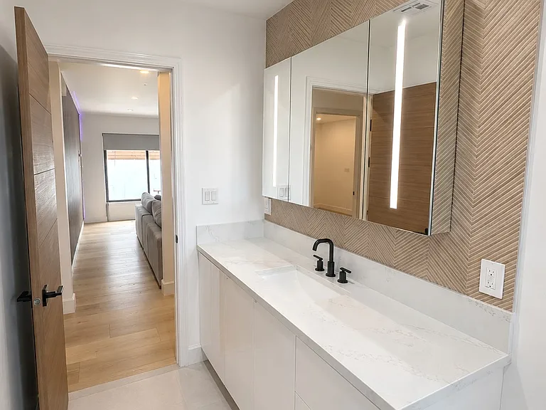 22262 Buena Ventura St — Photo 10