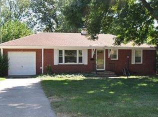 1401 SW Highway Ln, Lees Summit, MO 64081