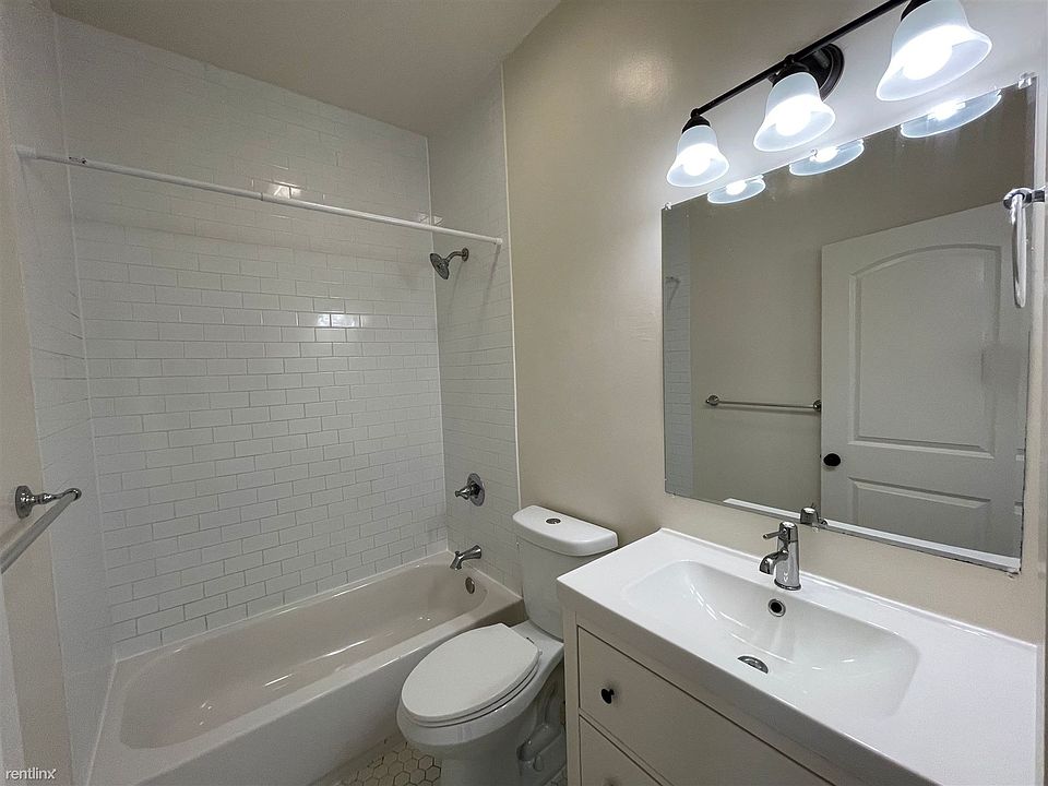 3723 martin luther king jr way F 5AVhJFFA