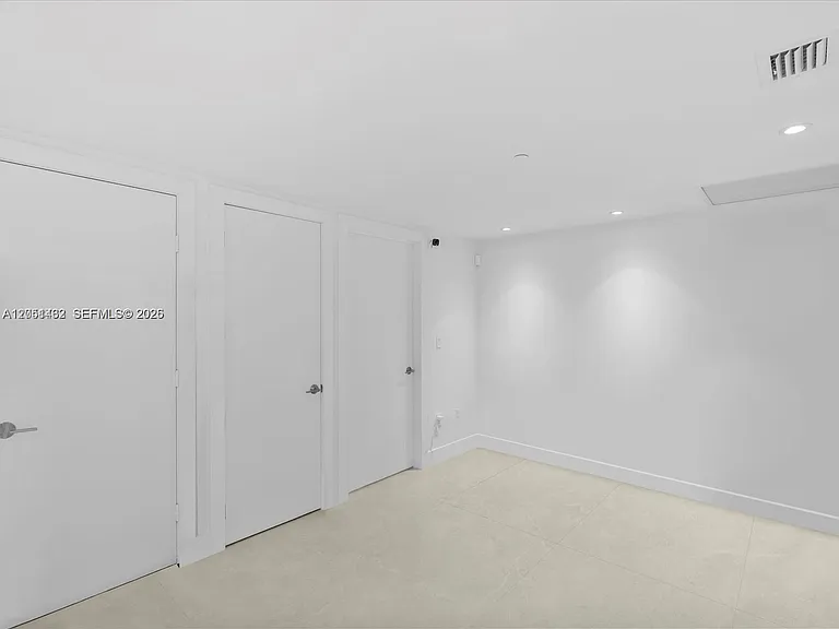 495 Brickell Ave #2305 — Photo 17