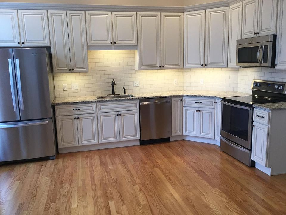 Granite & Stainless
