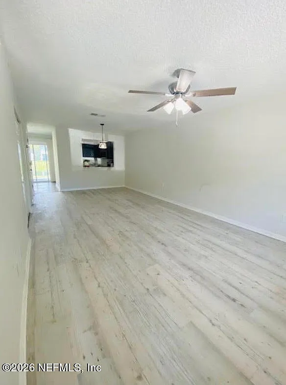 2 bed, 2.5 bath, 1152 sqft, $1,800 — Photo 3