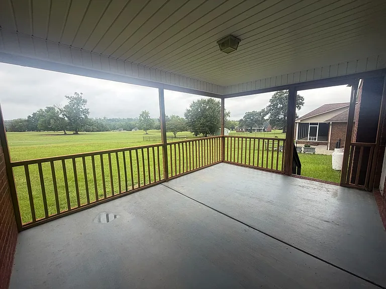1345 Raccoon Rd — Photo 7