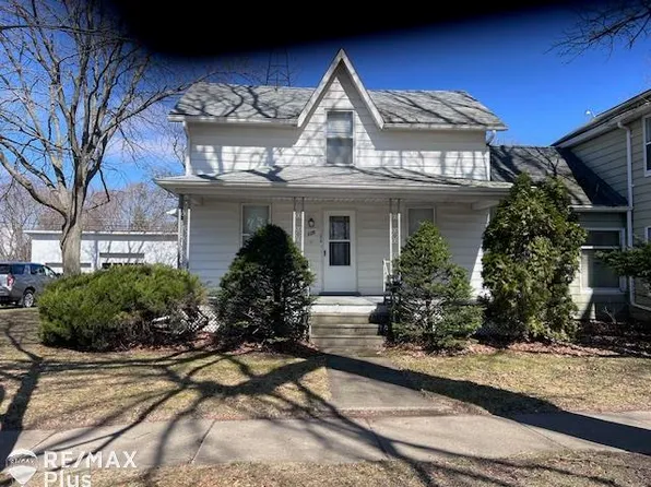 125 E Main St, Mayville, MI 48744