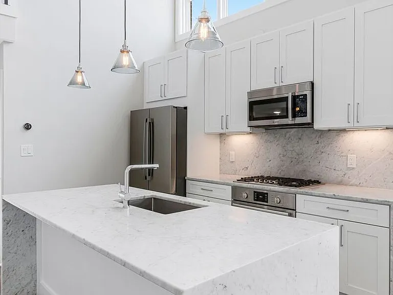 205 V St NW #201 — Photo 7
