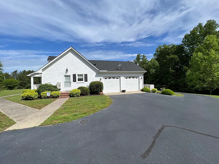 2156 Browns Creek Rd — Photo 4