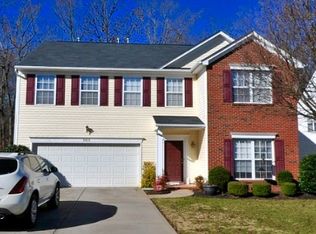 3918 Cameron Creek Dr, Matthews, NC 28105