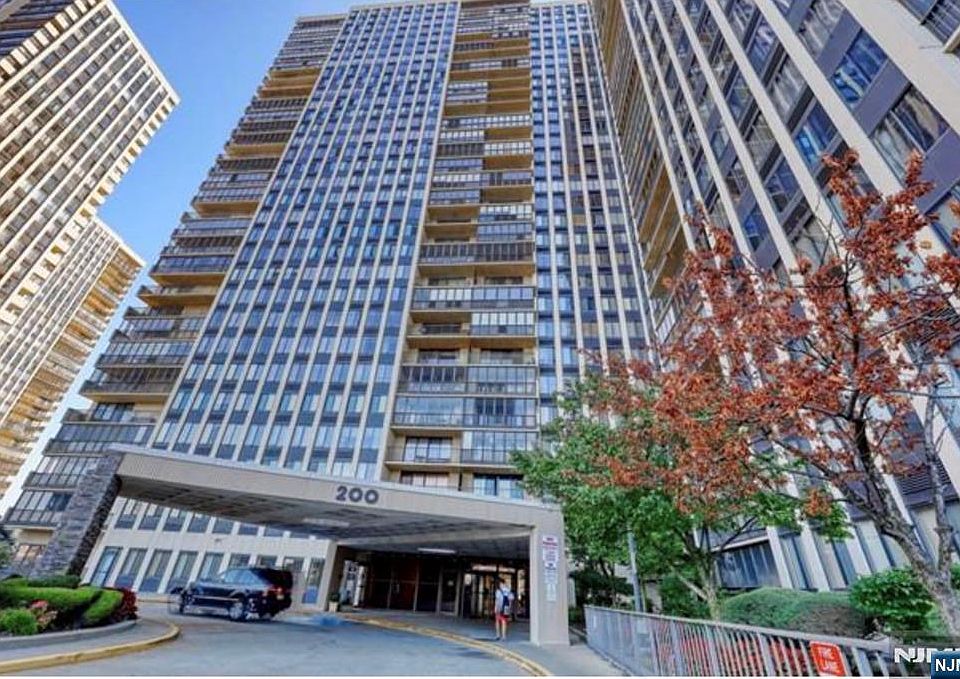 1st image of 200 Winston Dr APT 2201