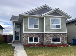 4415 54th St, Rocky Mountain House, AB T4T 0B2