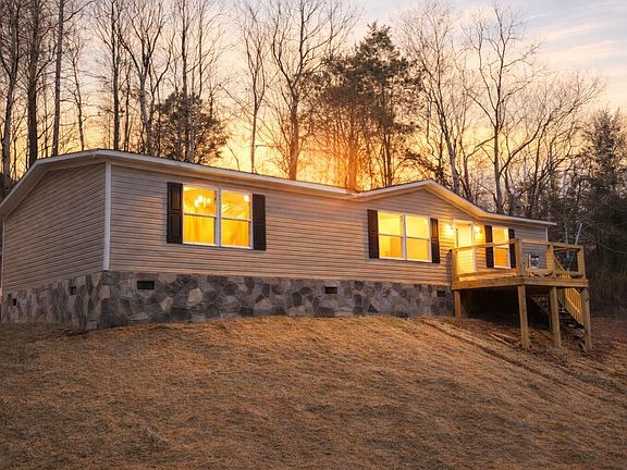 2nd image of 1985 Old Liberty Hill Rd