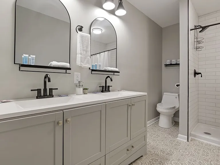1275 E Weber Rd — Photo 7