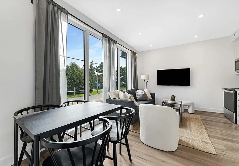 155 Sanford Ave #B — Photo 4