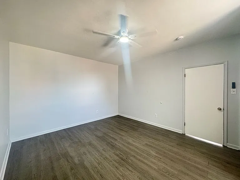 4010 Montgomery Road — Photo 8