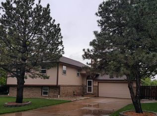 323 E Tall Tree Rd, Derby, KS 67037