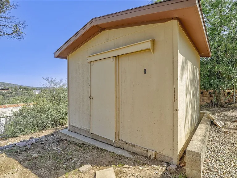 2270 Sandia Dr — Photo 29