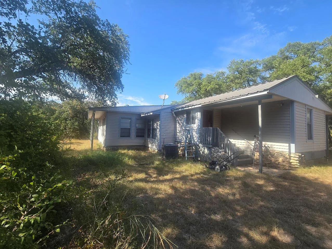 3 bed, 2.0 bath, 1628 sqft, $1,850 — Photo 3