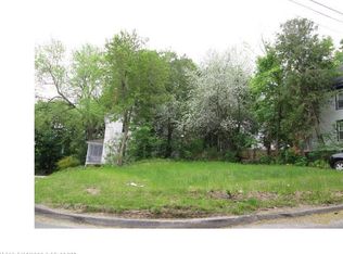 82 Smith St, Bangor, ME 04401