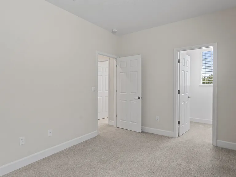 548 Aliki Dr — Photo 20