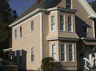 11 Fort Hill Ave, Lowell, MA 01852