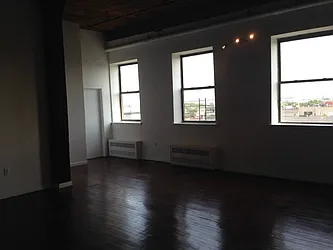 Rented by Urban Ambiance