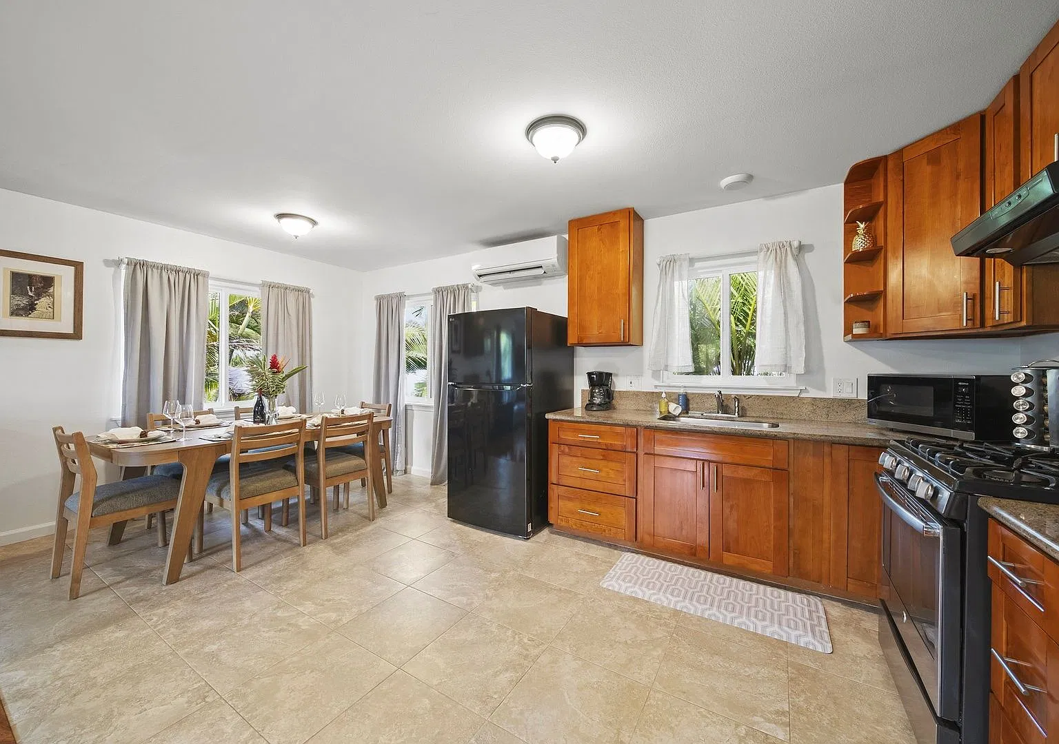 Hauula Hideaway by Gather: 3BR Near Laie w/ A/C — Photo 4