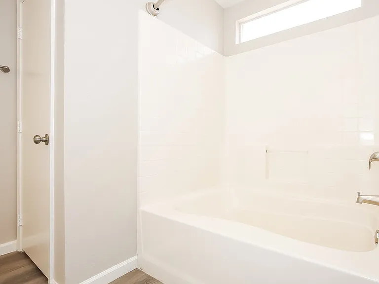 3117 Honeysuckle Ave — Photo 11