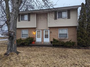 609 W 14th St #611, Marshfield, WI 54449