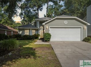 111 Saint Ives Dr, Savannah, GA 31419