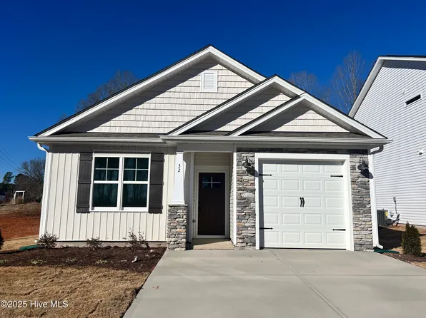 32 S Mistflower Street, Clayton, NC 27520