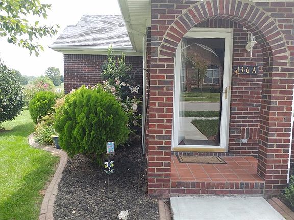 3rd image of 116 Battlefield Cir