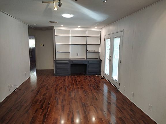 2nd image of 1440 S Orange Ave Spc 50
