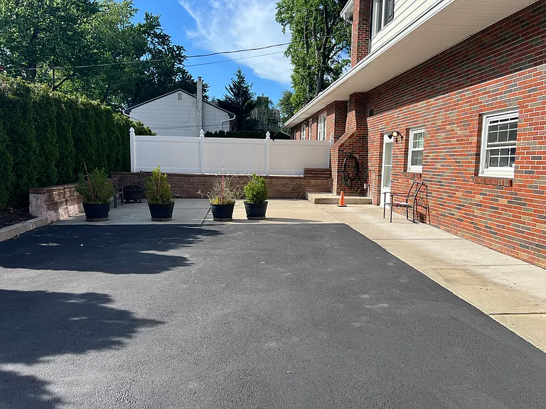 38 Hillsdale Rd — Photo 6