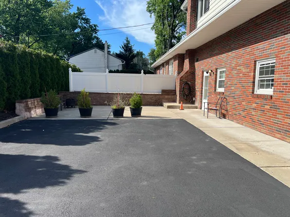 38 Hillsdale Rd, Edison, NJ 08820