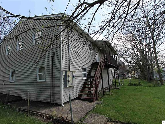 3rd image of 59 Yardner St