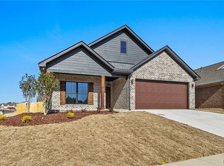 12637 White Pine Dr, Northport, AL 35475