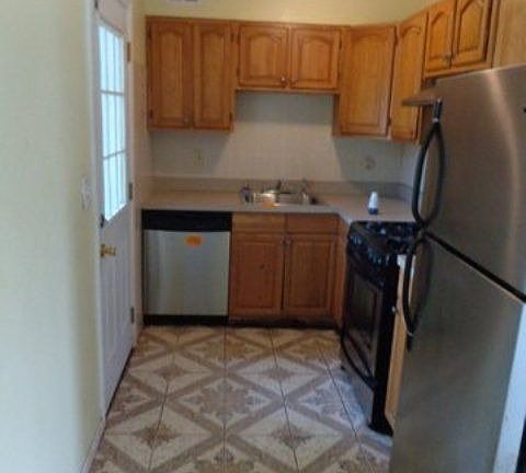 4th image of 24 Leather Stocking Ln