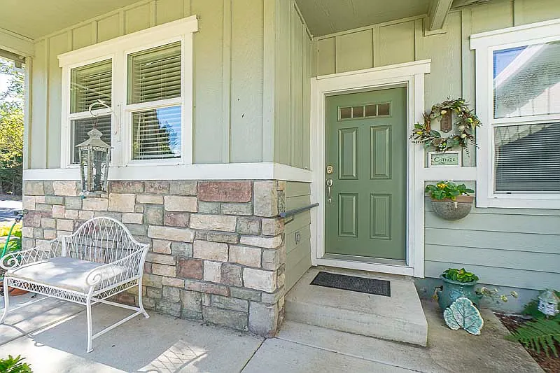 Furnished 3BR/2BA House ALL Utilities Included | Monthly Rental in Albany — Photo 3