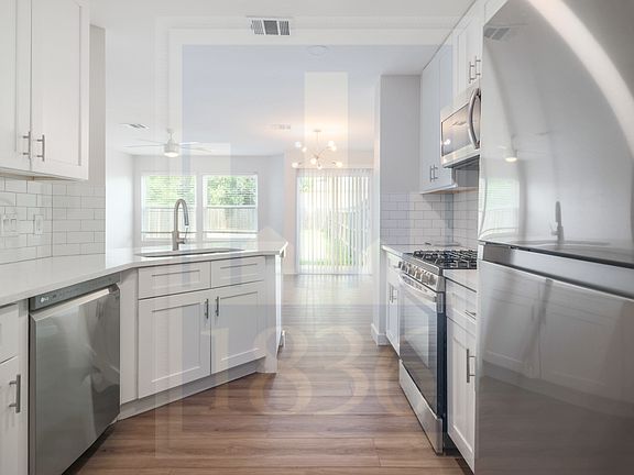 5th image of 5303 Roosevelt Ave #A