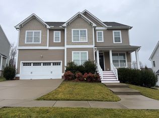 512 Paddle Creek Dr, Midlothian, VA 23113
