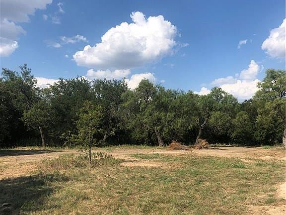 2nd image of 14845 Clear Creek Dr