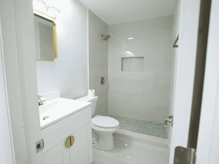 500 NW 107th Ave #8 — Photo 15