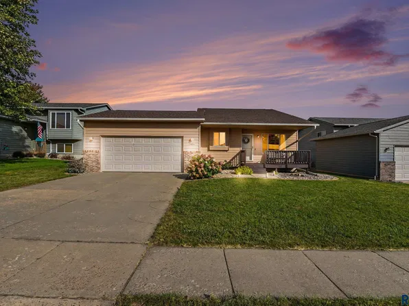 7904 W Browning St, Sioux Falls, SD 57106