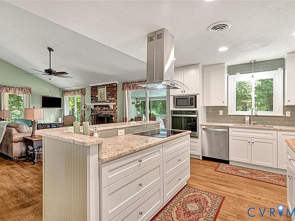 5th image of 3841 Strawhill Rd