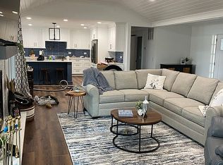 6817 Roberta Rd SW, Ocean Isle Beach, NC 28469